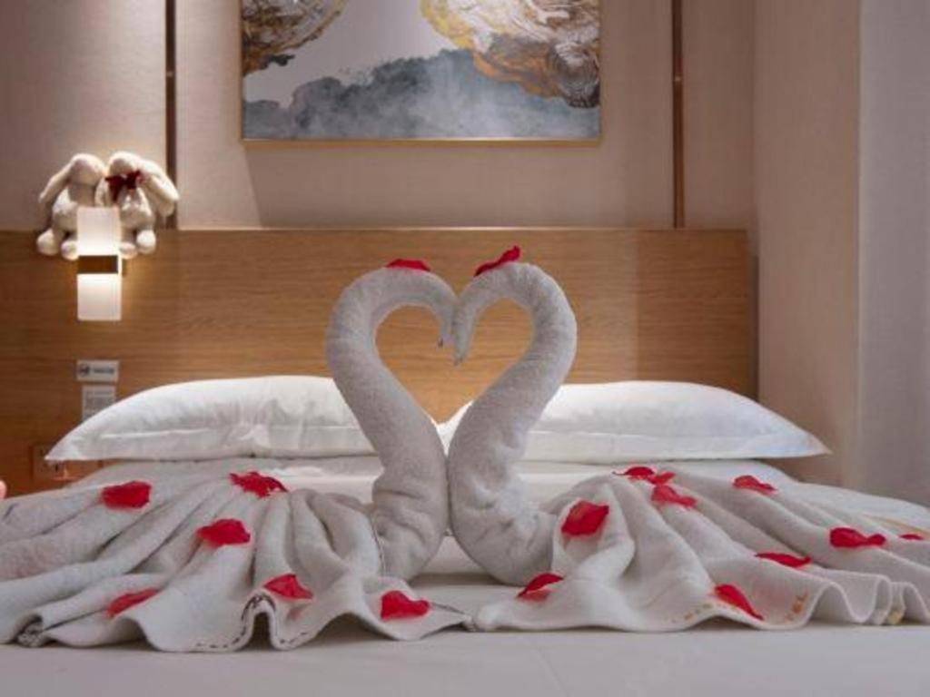 T Social Hotel Guangzhou Railway Station Branch Dış mekan fotoğraf