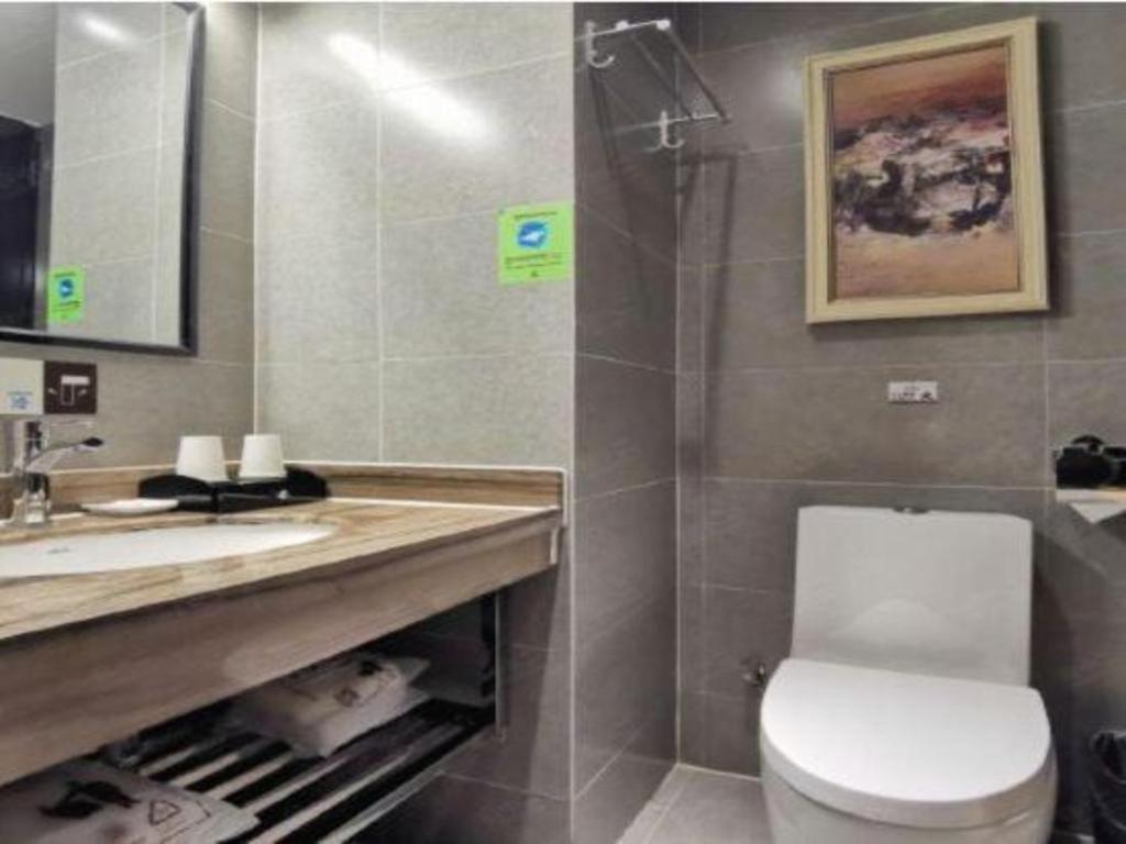 T Social Hotel Guangzhou Railway Station Branch Dış mekan fotoğraf